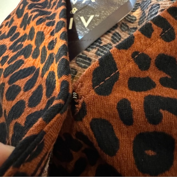 Ava & Viv Leopard Print Dress - Picture 7 of 9